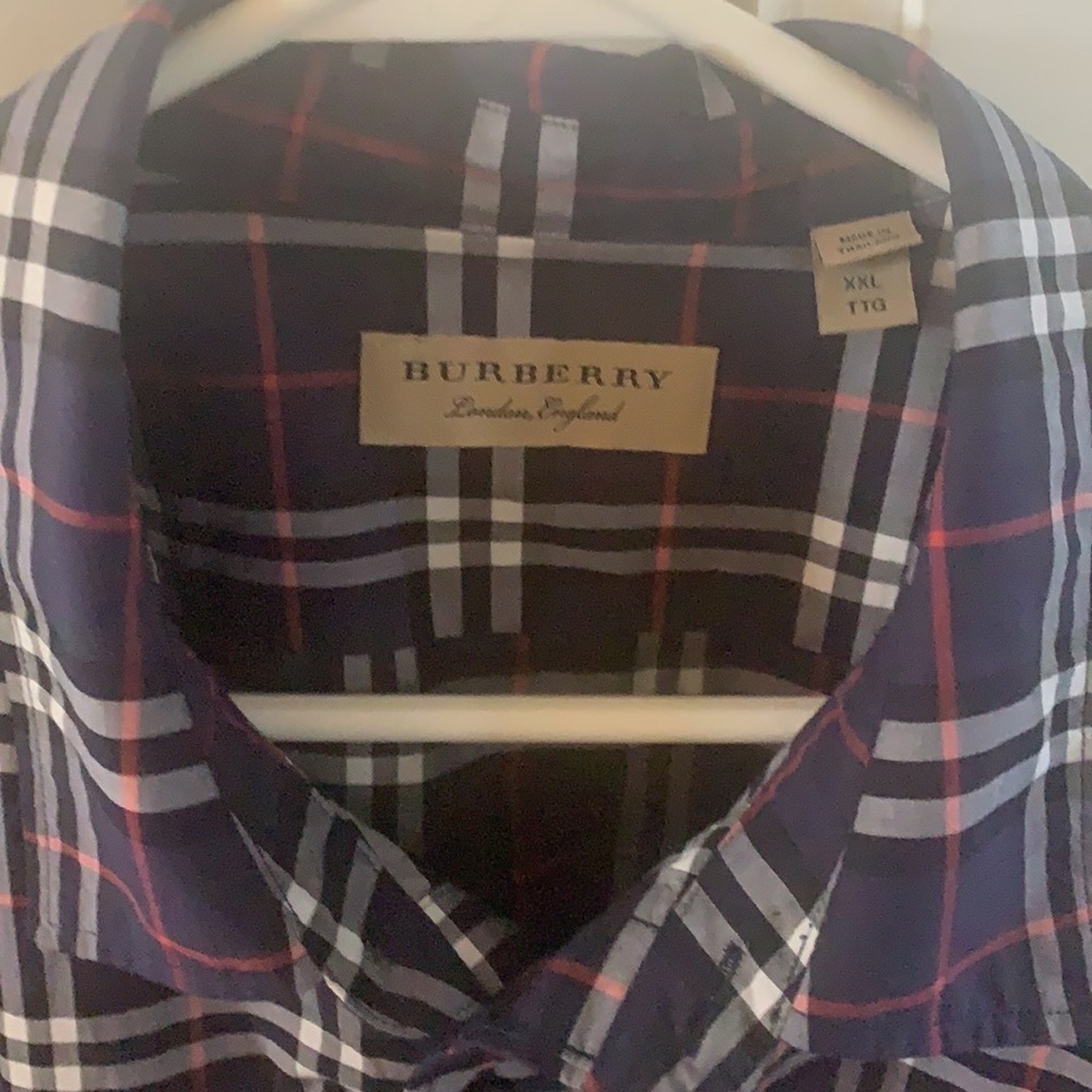 Burberry - Picture 2 of 7